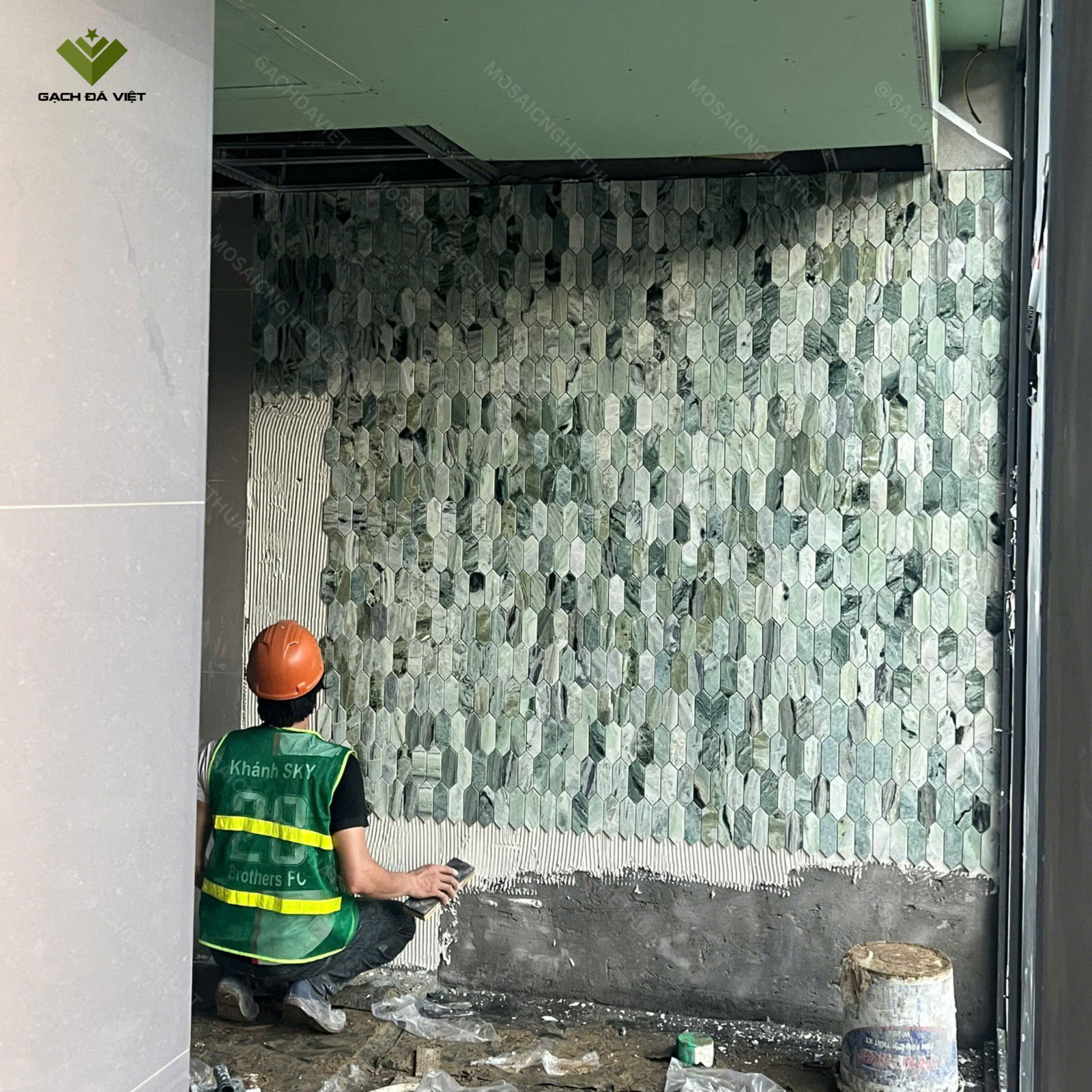Thi Công Mosaic Cho Dự Án 12 Căn Sân Golf Hoàng Gia Ninh Bình