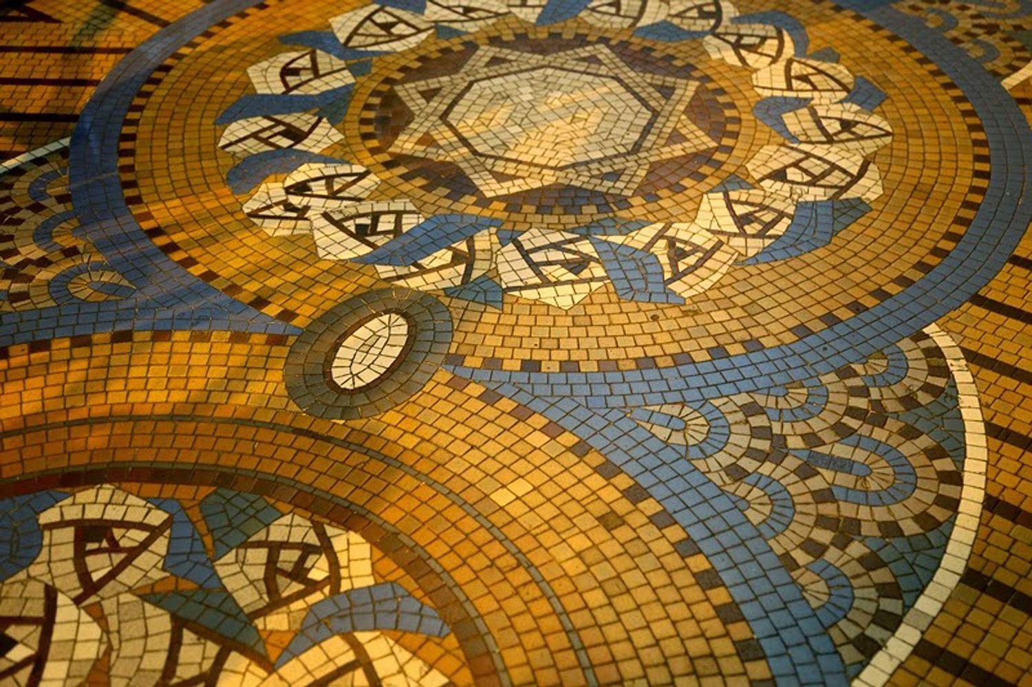 MOSAIC - NGHỆ THUẬT ĐỘC ĐÁO TỪ NHỮNG MẢNH GHÉP