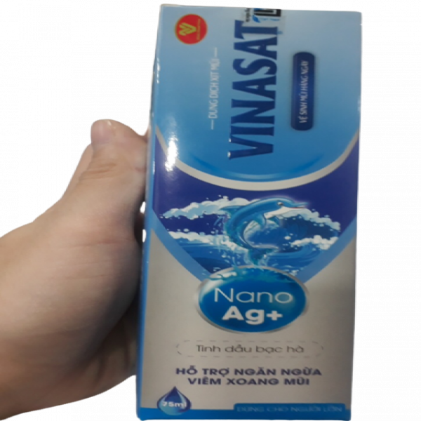 Xịt Mũi Vinasat Xanh (C75Ml)