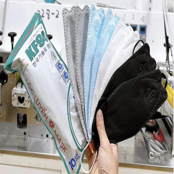 Khẩu Trang Cá Kf 94 Nl Màu Trắng (Thùng/30 Gói X 10 Chiếc)