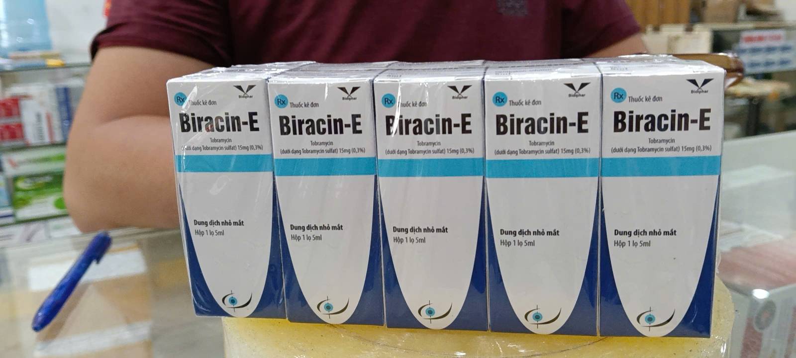 Nhỏ Mắt Biracin-E (Tobramycin.03%) Bidiphar (Lọ/5ml) bán cọc