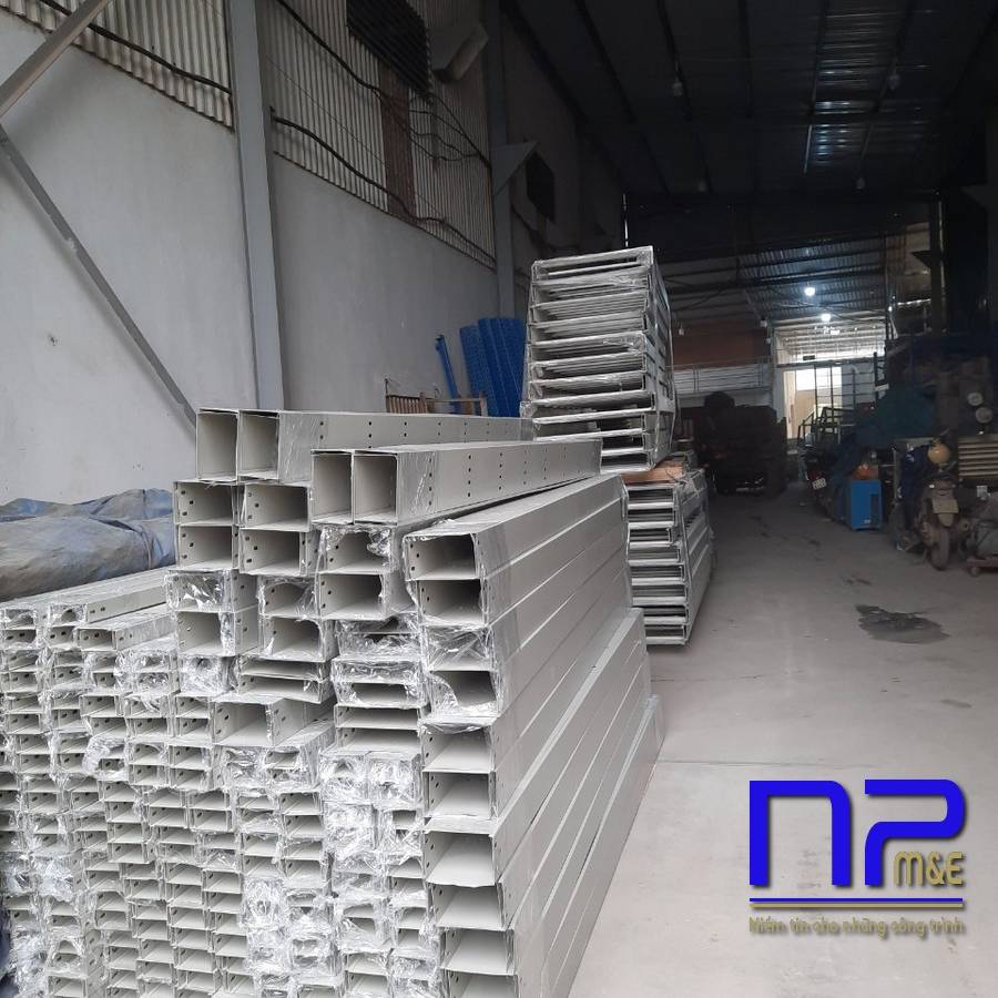 Thang cáp sơn tĩnh điện công trình Bắc Ninh