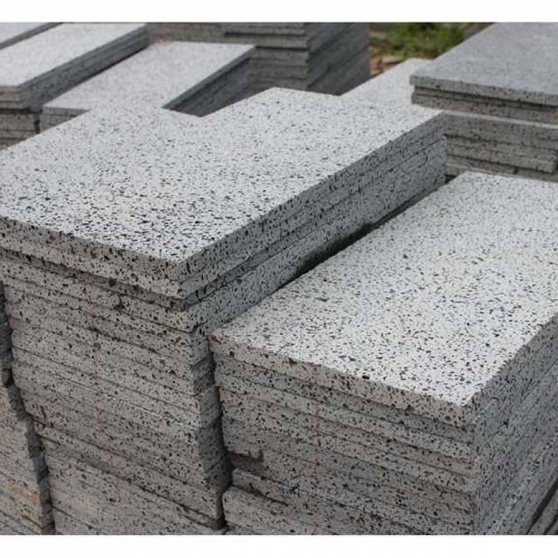 Đá ong xám ít lỗ trang trí kích thước 20x40cm