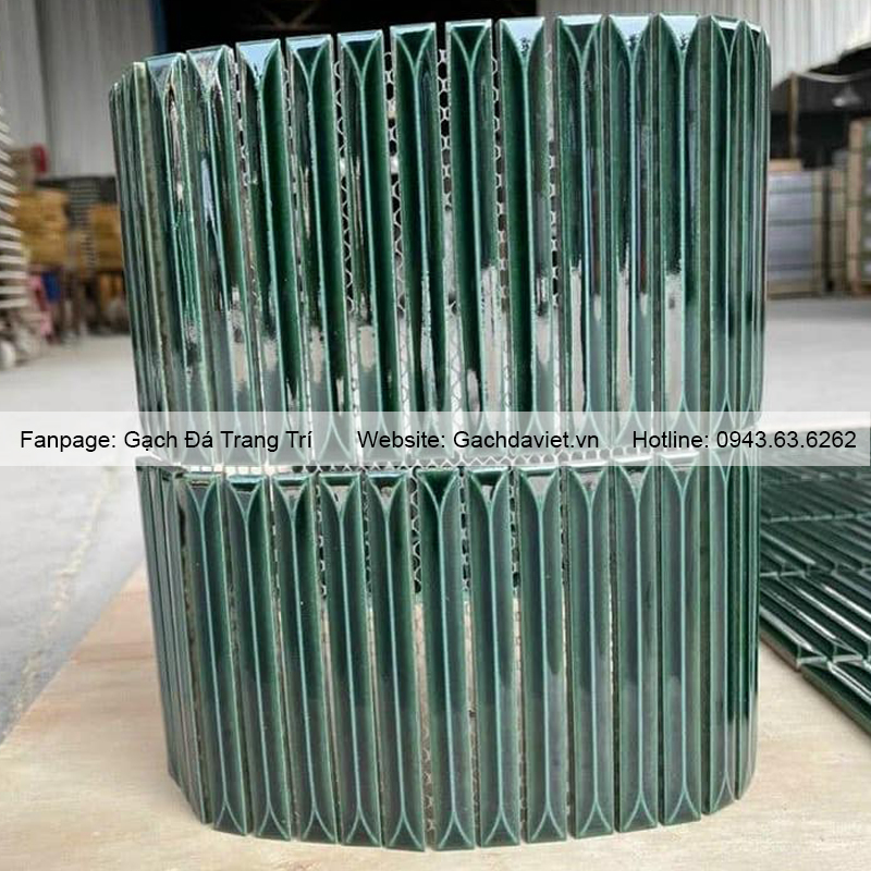 Gạch mosaic que cao cấp màu xanh lá đậm VMSQ-KC118