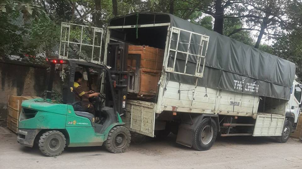 Đơn hàng gạch lát nền cho khách hàng ở Lạng Sơn