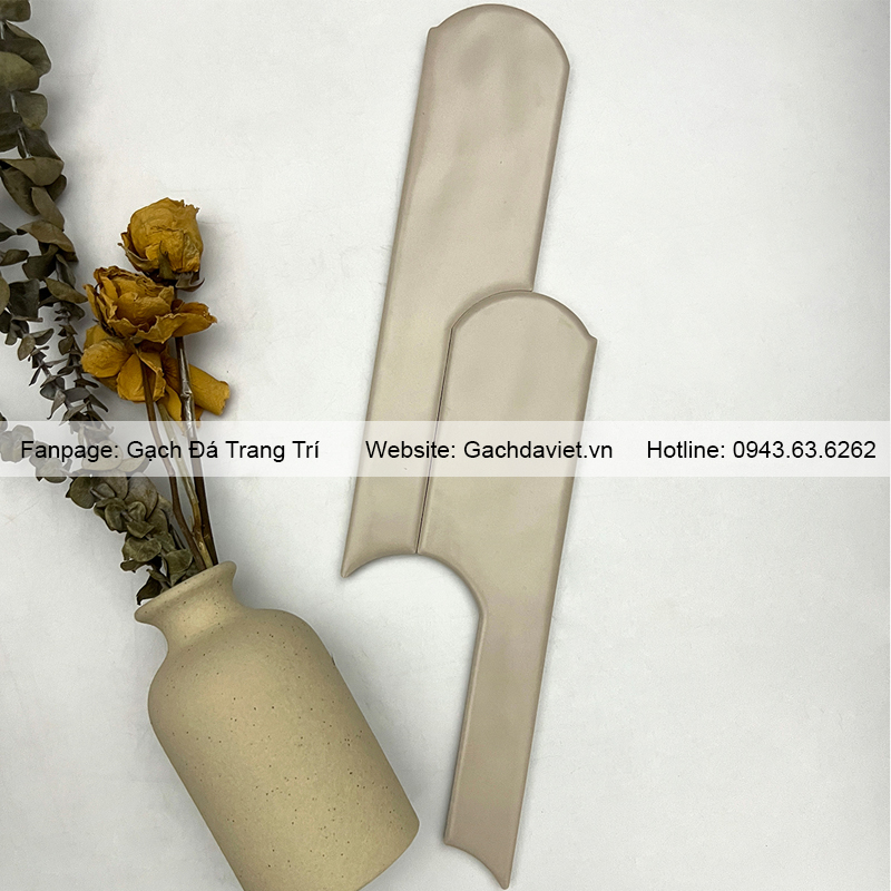 Gạch thẻ ốp tường 70x280mm hình sáng tạo màu be VGT-ST002