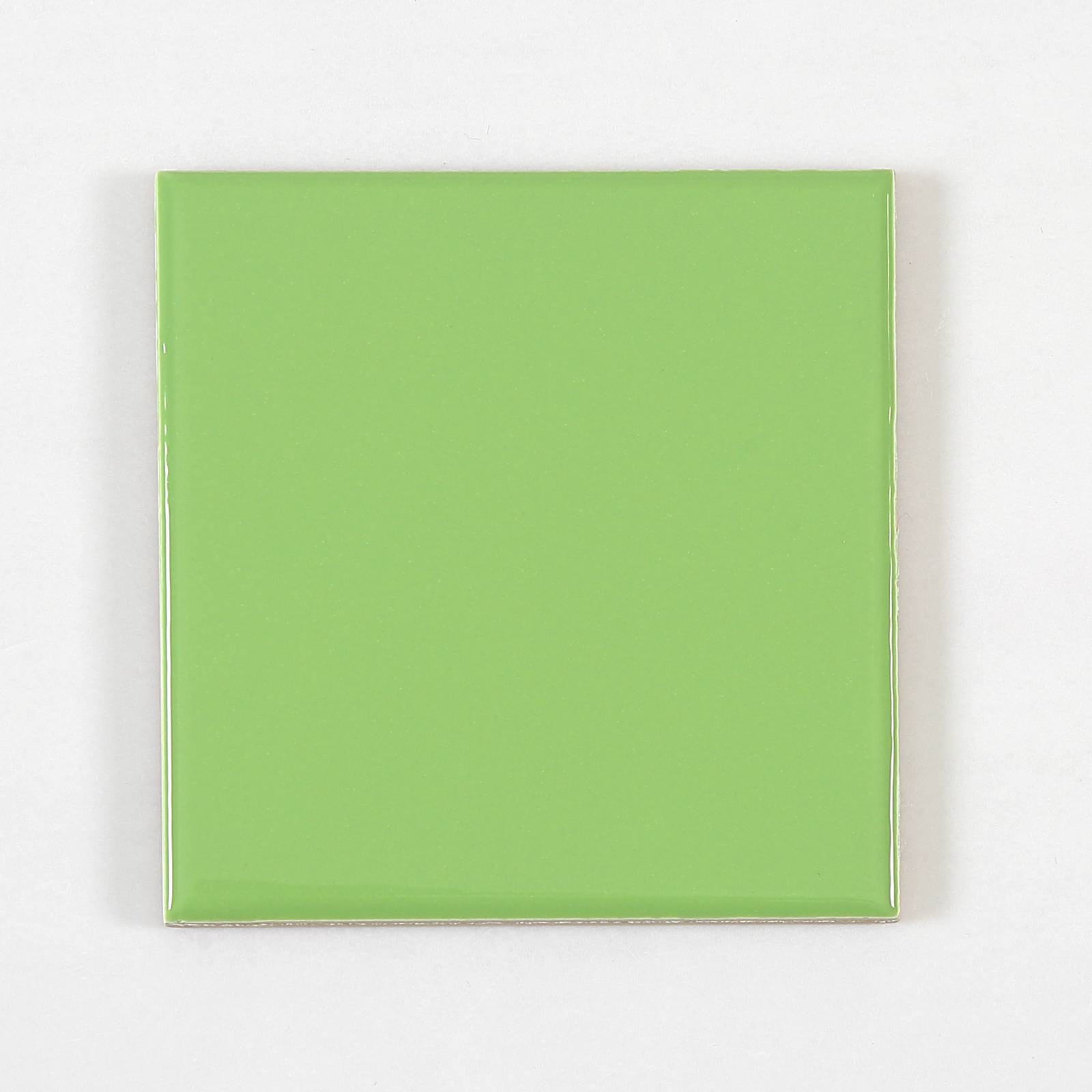 Gạch thẻ trang trí màu xanh lá bóng phẳng KT 100x100mm V1106