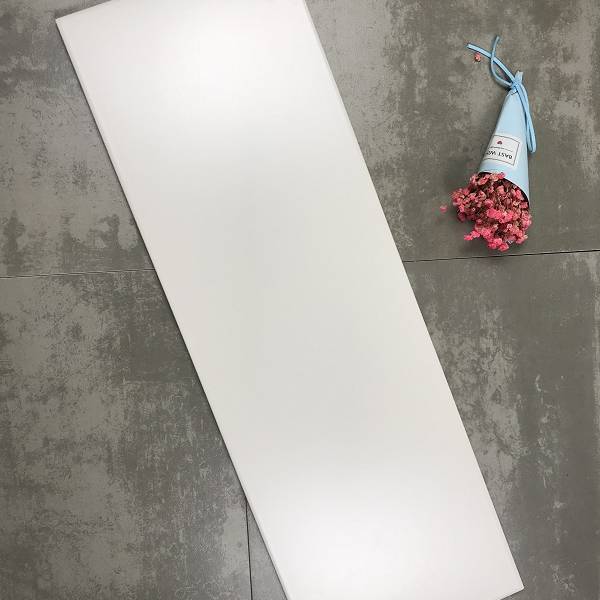 Gạch thẻ be mờ phẳng 200*600mm M2601UY