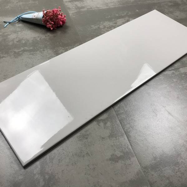 Gạch thẻ xám nhạt bóng phẳng 200*600mm M2602U