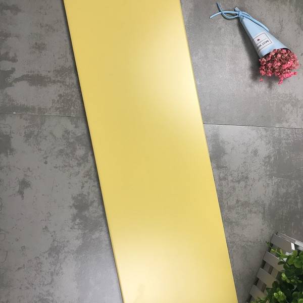 Gạch thẻ vàng mờ phẳng 200*600mm V26205-CY