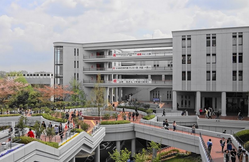 Cơ sở vật chất phục vụ cho nền giáo dục của Nhật Bản rất hiện đại và phát triển