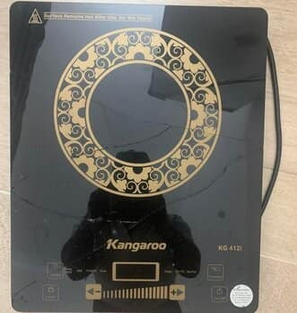 Bếp đơn vỡ mặt kính ro làm rơi