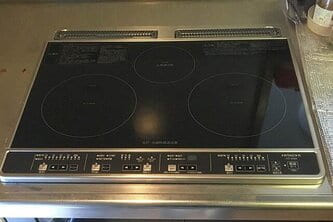 Thay kính cũ bếp hitachi tại Thái Hà, Hà Nội Thay kính cũ bếp hitachi tại Thái Hà, Hà Nội