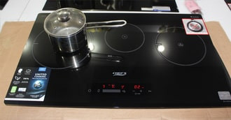 Thay mặt kính bếp chefs tại golden palace