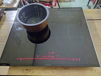 Sửa chữa bếp từ bosch cho chung cư reiverside