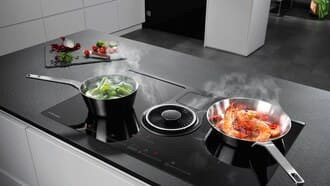 Bếp aeg kèm hút mùi có giá rất cao đắt tiền Bếp aeg kèm hút mùi có giá rất cao đắt tiền