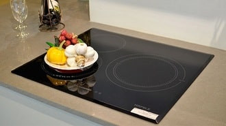 Bếp ba hafele có dạng hình vuông rất phổ thông Bếp ba hafele có dạng hình vuông rất phổ thông