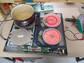 Bếp từ chập công suất nên bị nhảy aptomat điện Bếp từ chập công suất nên bị nhảy aptomat điện