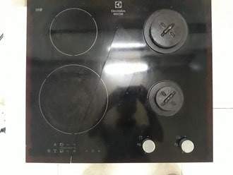 Sốc nhiệt khiến bếp electrolux vỡ mặt kính Sốc nhiệt khiến bếp electrolux vỡ mặt kính