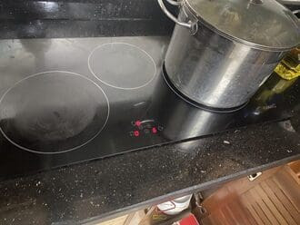 Bếp hồng ngoại cata có giá tương đối rẻ