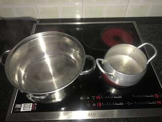 Bếp từ chập điện chập mạch nên nhảy aptomat Bếp từ chập điện chập mạch nên nhảy aptomat