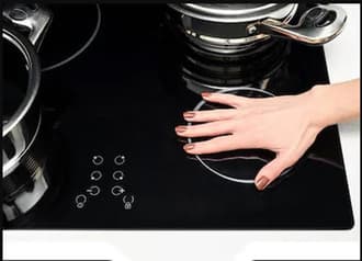 Bếp từ hỏng do chạy liên tục trong thời gian dài