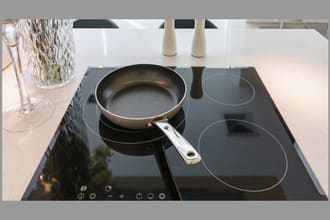 Bếp từ bị mất nguồn bật không có điện không chạy Bếp từ bị mất nguồn bật không có điện không chạy