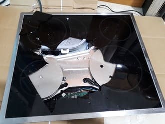 Bếp từ bị vỡ kính do sử dụng nên không được bảo hành