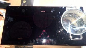 Dấu hiệu bếp từ bluestoen hỏng bạn nên biết Dấu hiệu bếp từ bluestoen hỏng bạn nên biết