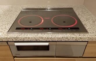 Nên gọi thợ sửa bếp từ nếu không tự khắc phục được Nên gọi thợ sửa bếp từ nếu không tự khắc phục được