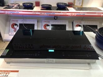 Bếp từ bếp hồng ngoại có hình dáng kích thước như nhau Bếp từ bếp hồng ngoại có hình dáng kích thước như nhau