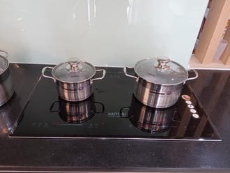 Có nhiều nguyên nhân khiến bếp từ mutosi hỏng Có nhiều nguyên nhân khiến bếp từ mutosi hỏng