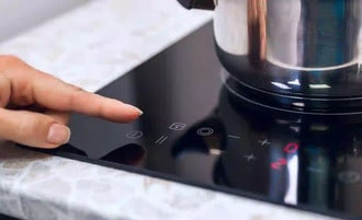 Nguyên nhân khiến bếp từ không thể điều khiển được Nguyên nhân khiến bếp từ không thể điều khiển được