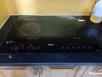 Nguyên nhân khiến cho bếp từ báo lỗi e2 Nguyên nhân khiến cho bếp từ báo lỗi e2