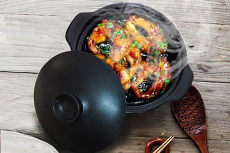 Nồi đất đế từ kho cá trên bếp từ