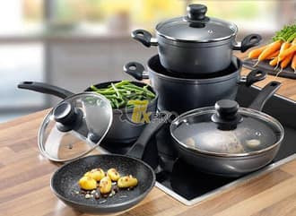 Nồi gang bếp từ thường nặng và có đế rất dày