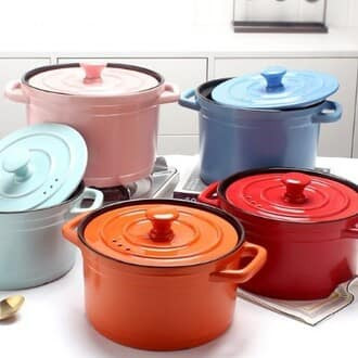 Tìm hiểu nồi sứ liệu có nấu được ở bếp từ không Tìm hiểu nồi sứ liệu có nấu được ở bếp từ không