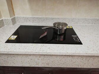 Bếp hồng ngoại lỗi E2 - Sửa tại nhà giá rẻ gọi 15p có thợ tới