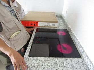 Sửa bếp hồng ngoại bị hỏng mặt kính tại nhà Sửa bếp hồng ngoại bị hỏng mặt kính tại nhà