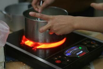 Sửa bếp hồng ngoại tại Hà nội, sửa chữa bếp hồng ngoại 24/7