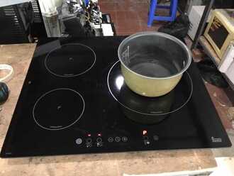 Sửa bếp từ 3 vùng nấu đun nhưng không nóng Sửa bếp từ 3 vùng nấu đun nhưng không nóng