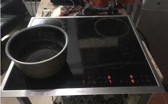 Sửa bếp từ aeg không điều khiển được màn hình Sửa bếp từ aeg không điều khiển được màn hình