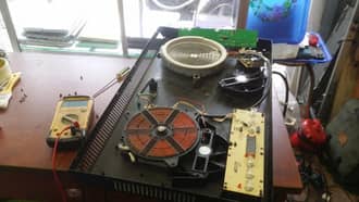 Vui lòng liên hệ cho chúng tôi khi cần sửa bếp từ Vui lòng liên hệ cho chúng tôi khi cần sửa bếp từ