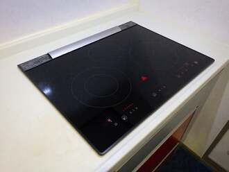 Sửa bếp từ tại chung cư Ngoại giao đoàn_Bảo hành bếp từ 24/7