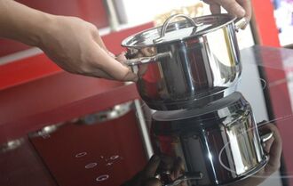 Sửa bếp từ rosieres không nóng ở chung cư M2 Sửa bếp từ rosieres không nóng ở chung cư M2