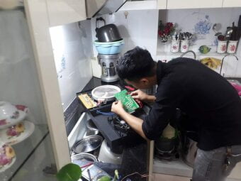 Bếp từ đang sử dụng thì hỏng, chạy không nóng Bếp từ đang sử dụng thì hỏng, chạy không nóng