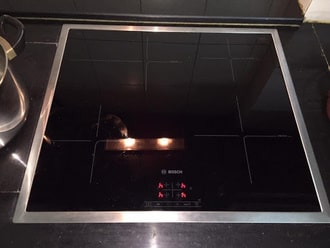 Tự sửa lỗi bếp từ bosch báo lỗi trên màn hình Tự sửa lỗi bếp từ bosch báo lỗi trên màn hình