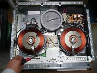 Tháo lò nướng ở bếp panasonic sẽ mất thời gian