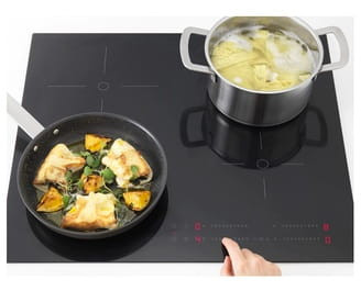 Thay kính bếp bốn chính hãng chuyên nghiệp Thay kính bếp bốn chính hãng chuyên nghiệp