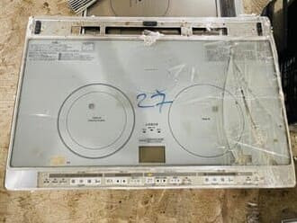 Thay kính bếp nội địa chuẩn kỹ thuật không bị lỗi Thay kính bếp nội địa chuẩn kỹ thuật không bị lỗi